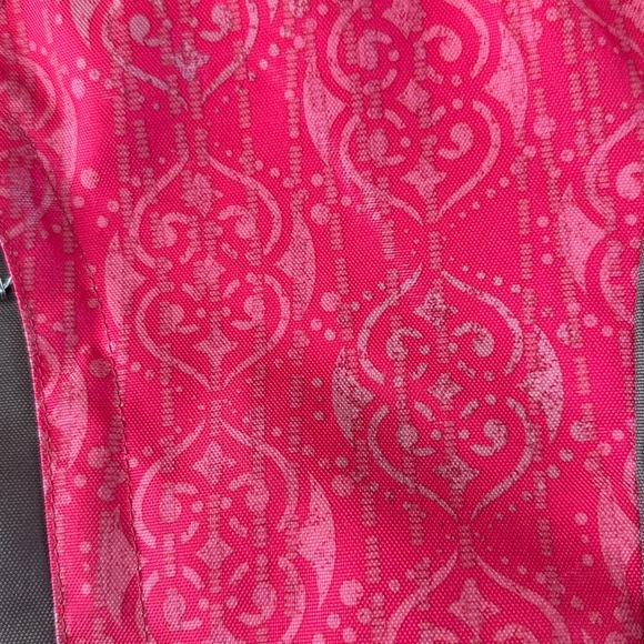 Red backpack - Picture 2 of 4